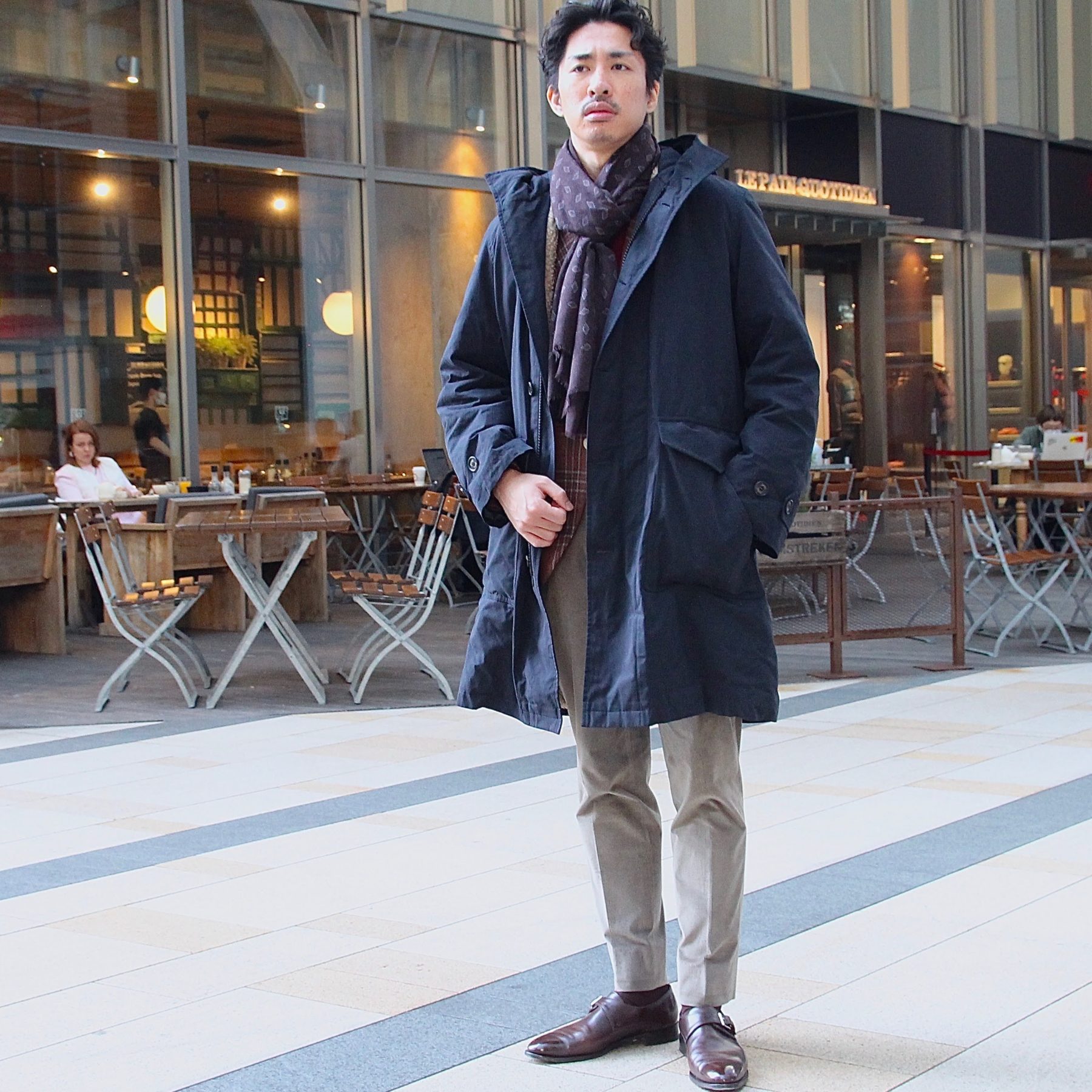 シーラップが定番のモッズコートをビジネスでも使えるモダンデザインに仕上げ防寒性もアップ | FLOENS TOKYO | フローエンス
